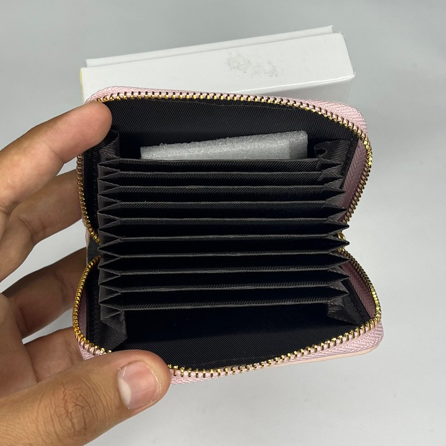 coach ladies zipper card holder (6) coach ladies zipper card holder (6)