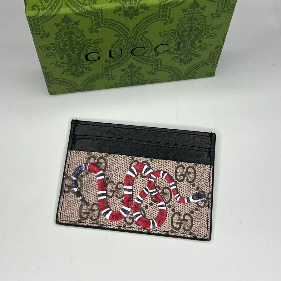 gucci slim card holder (4) gucci slim card holder (4)