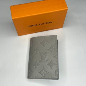lv bifold card holder (4)