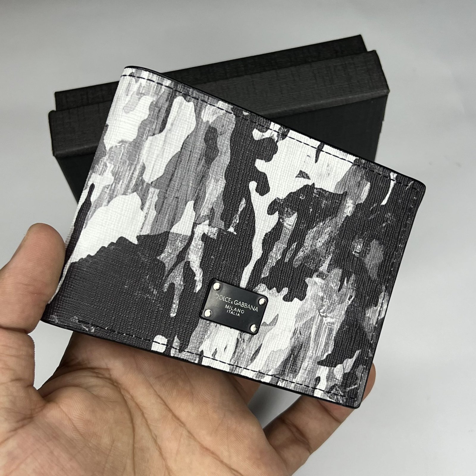 leather slim wallet (100) leather slim wallet (100)