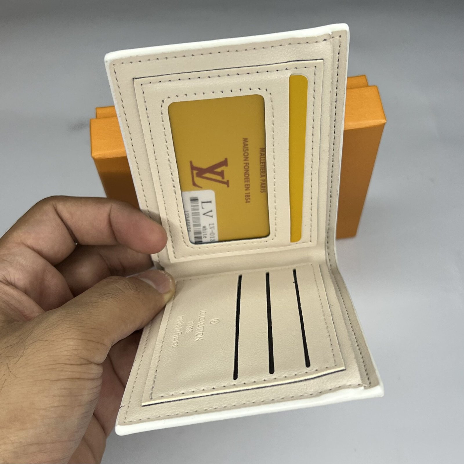 leather slim wallet (98) leather slim wallet (98)