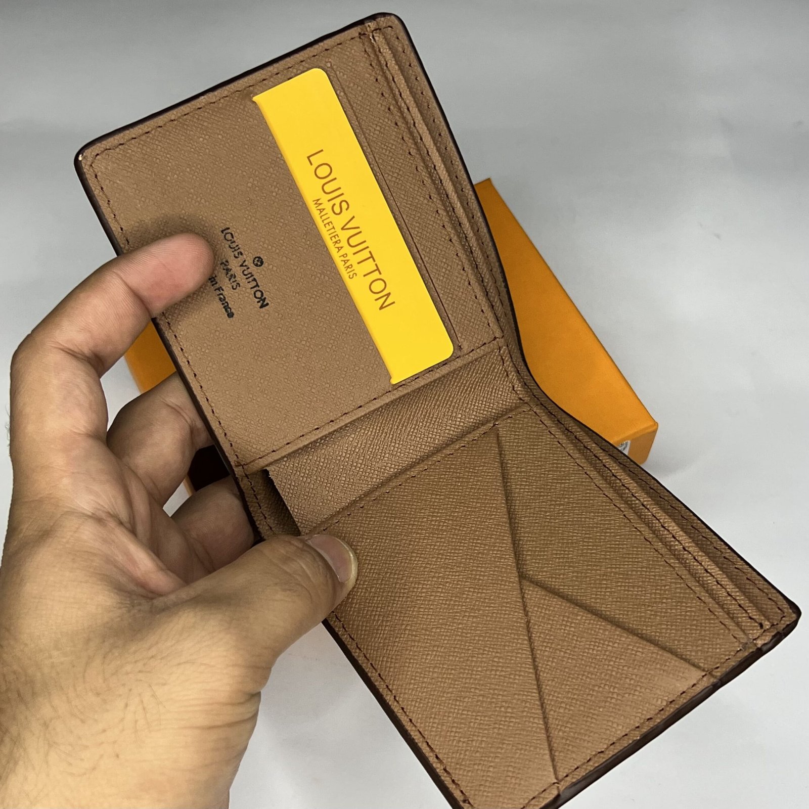slim short wallet (11) slim short wallet (11)