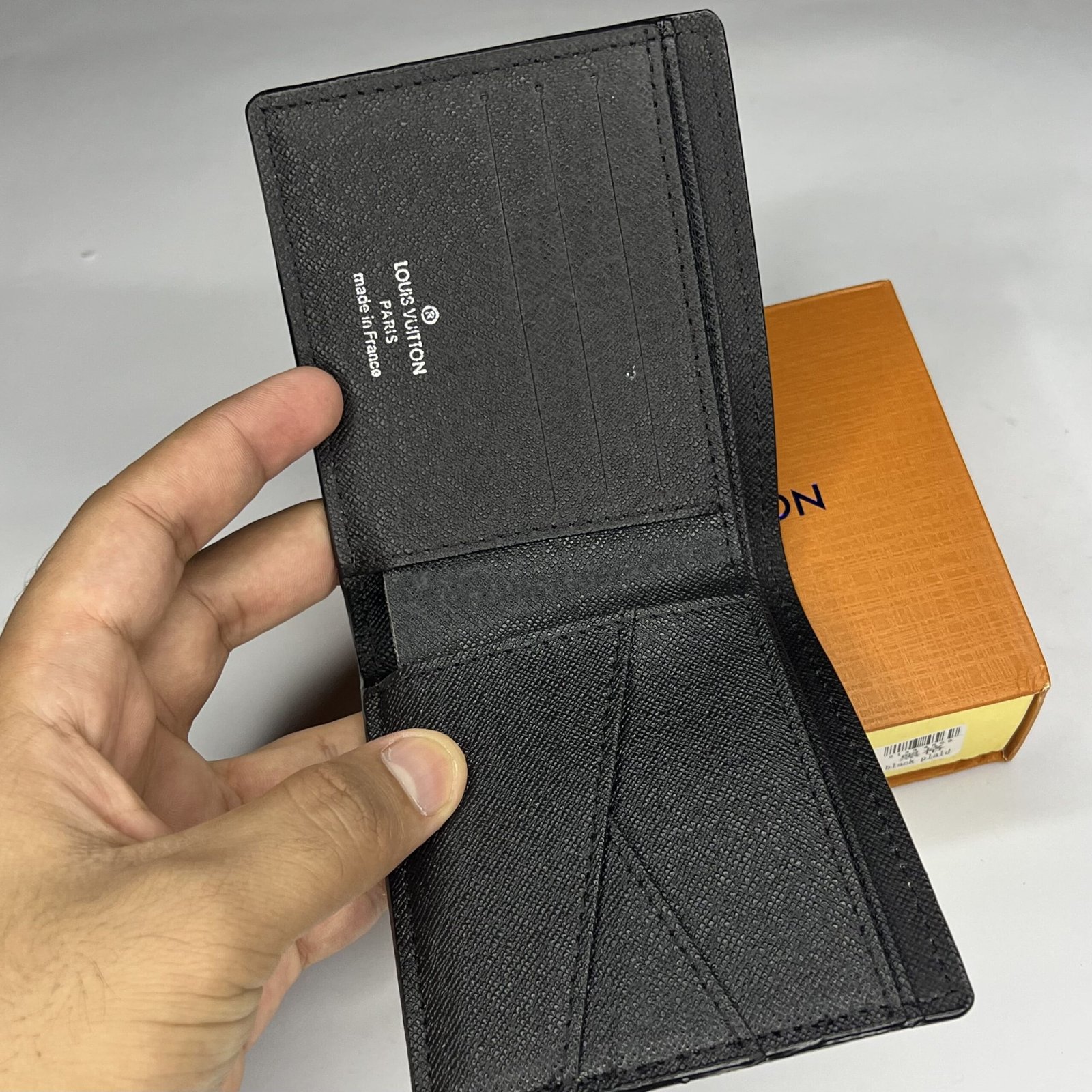 slim short wallet (27) slim short wallet (27)