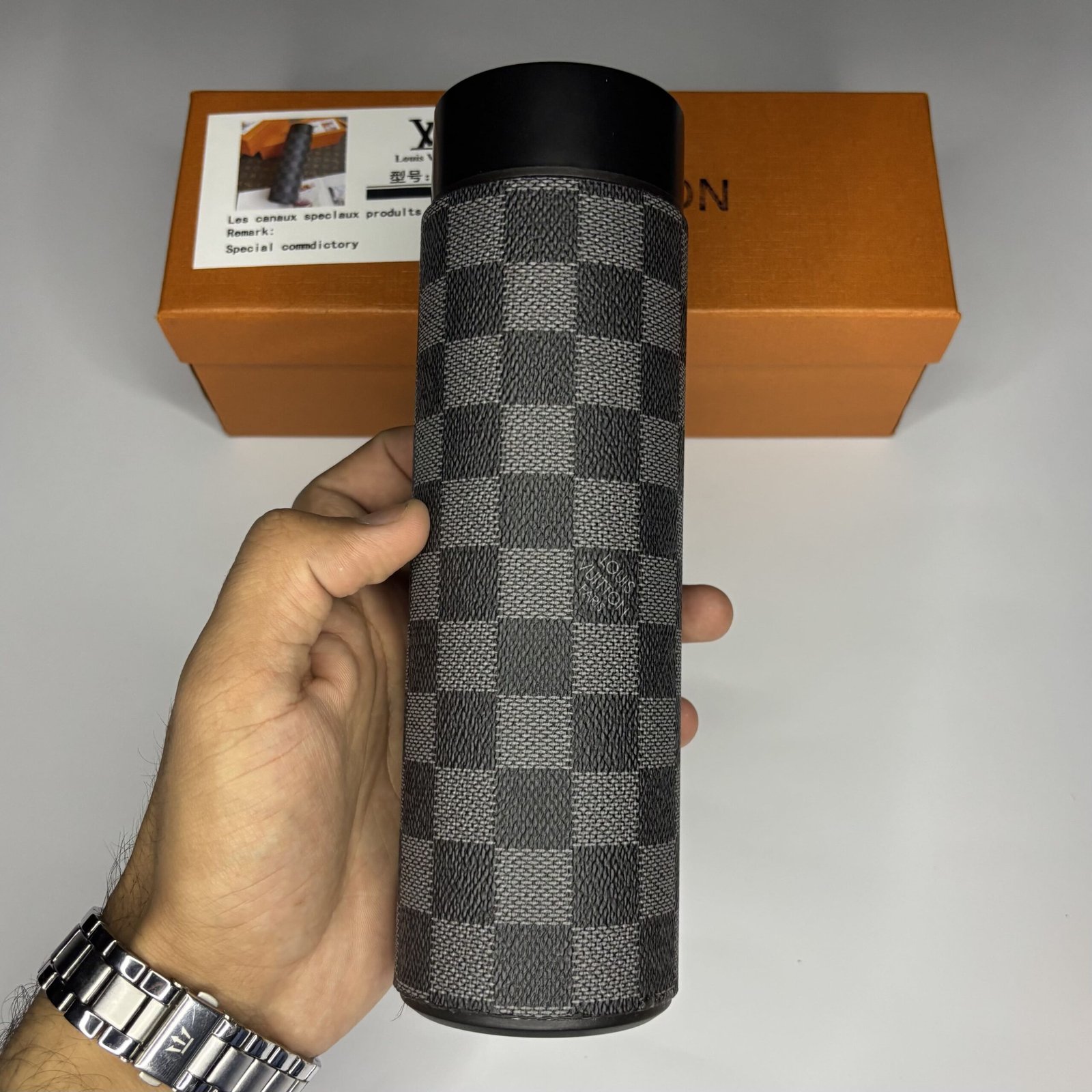 water bottle (3) water bottle (3)